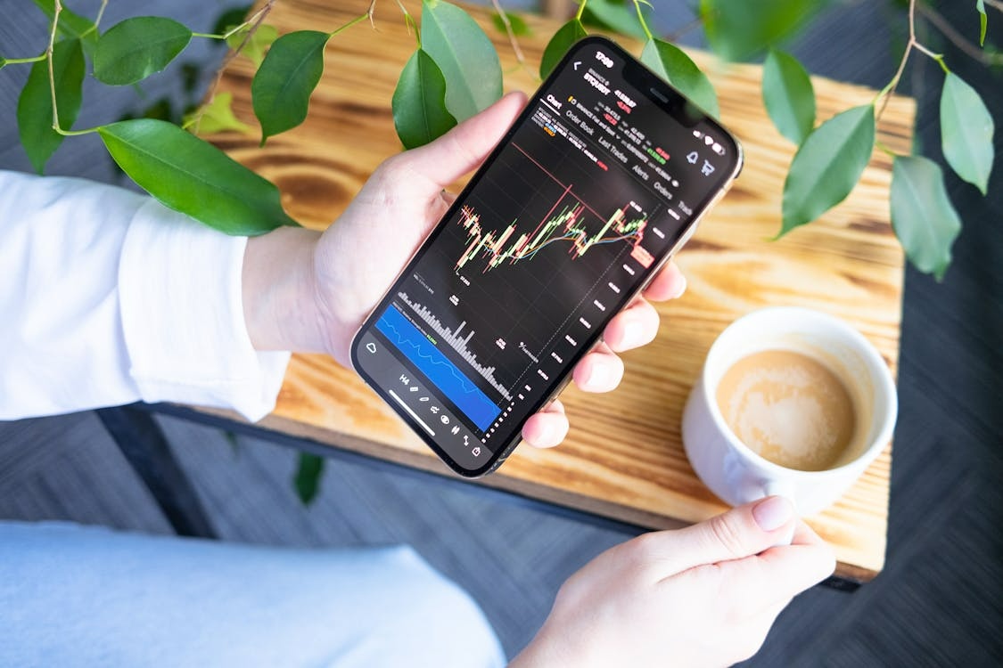 Market Intelligence in Modern Investment