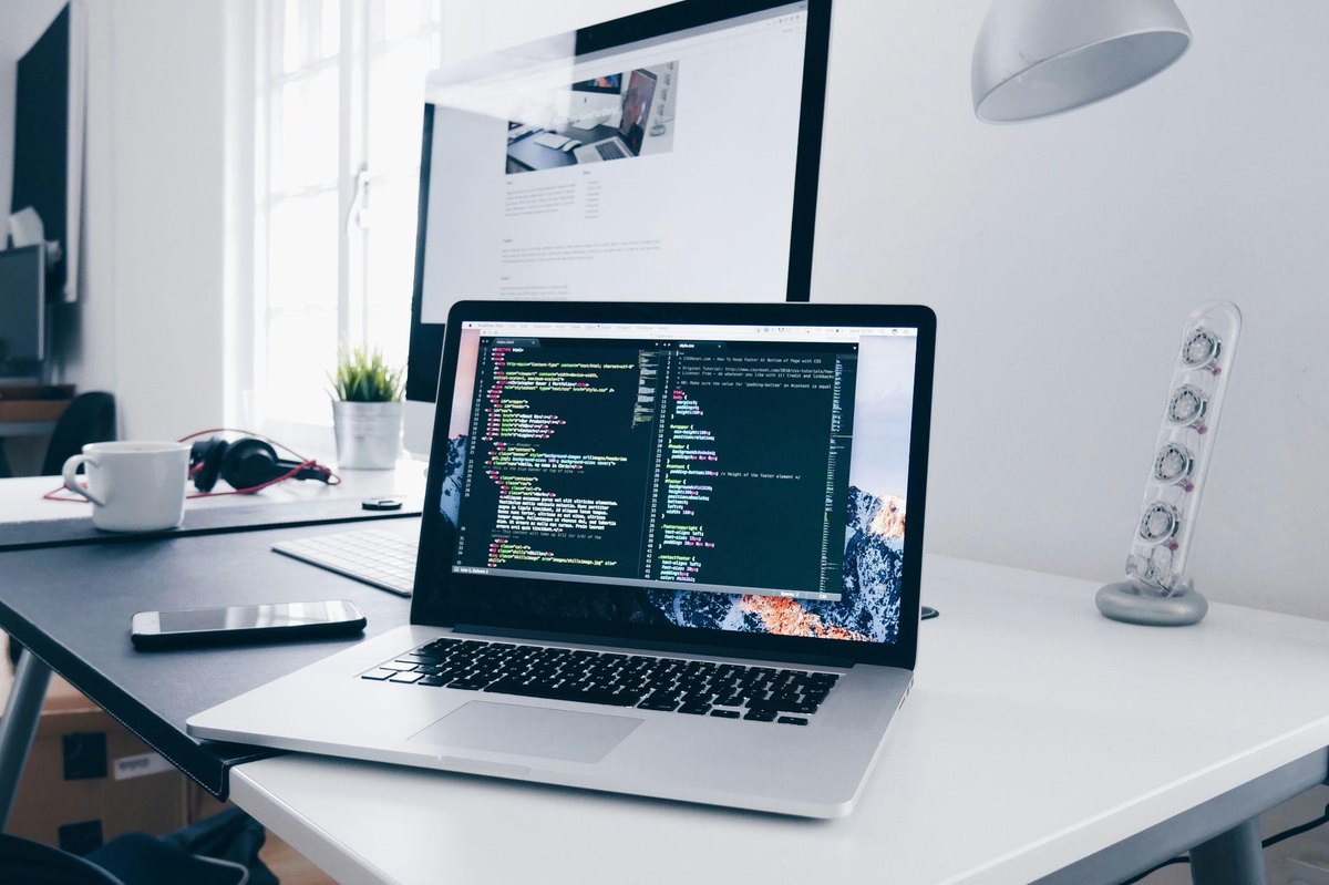 How to Build a Loyal YouTube Subscriber Base: Complete Guide