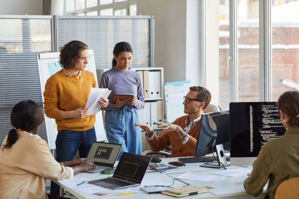How Scala Development Teams Are Structured in Enterprise Engineering