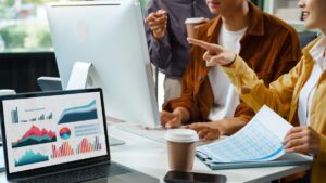 B2B SEO content strategy tips